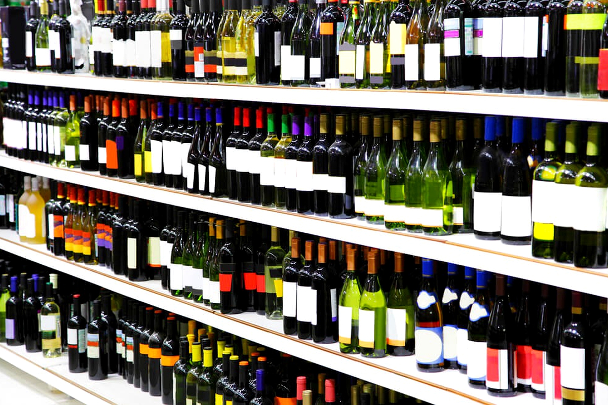 Drink sensibly over the festive season – nutritionist Drink sensibly over the festive season – nutritionist