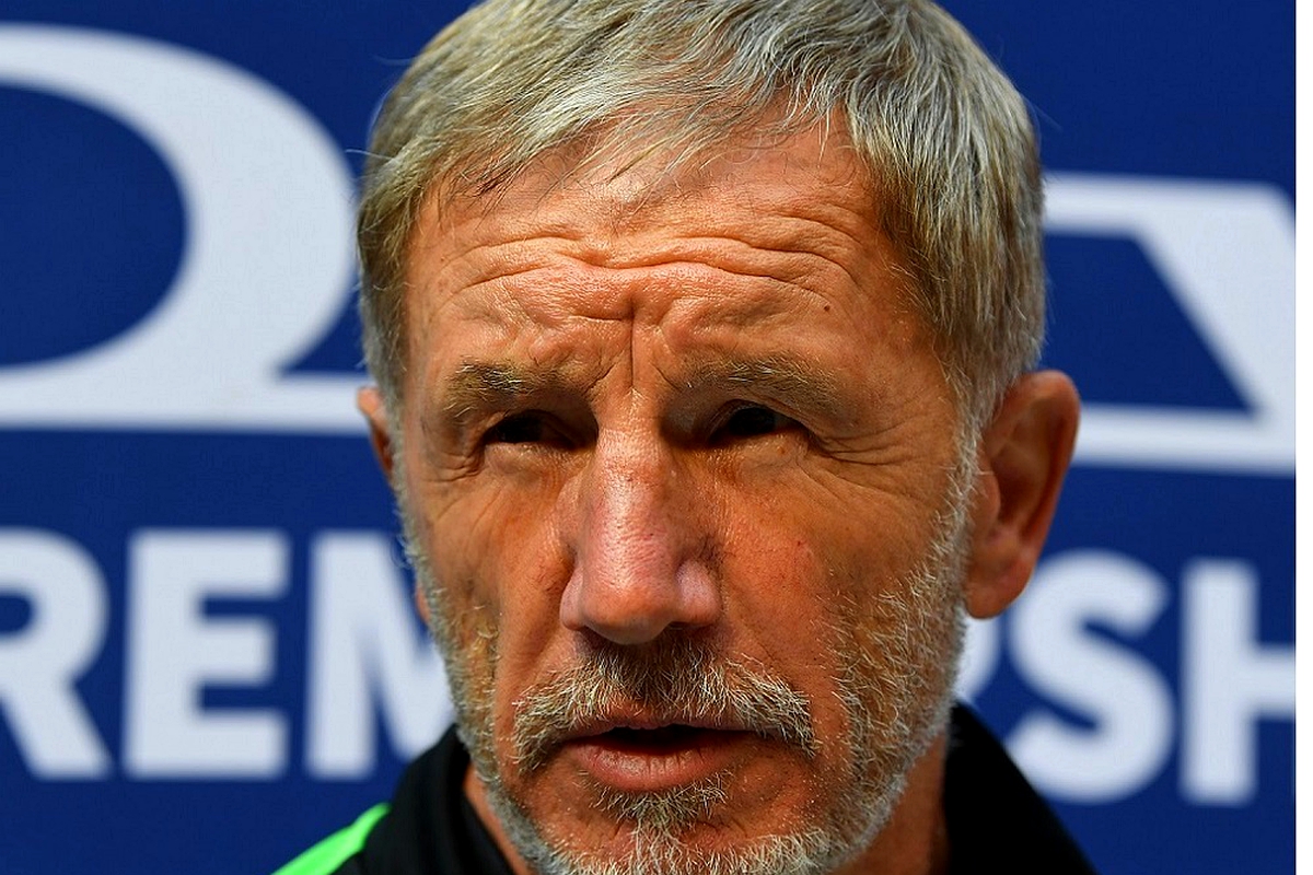 Chiefs sack coach Baxter amid trophy drought