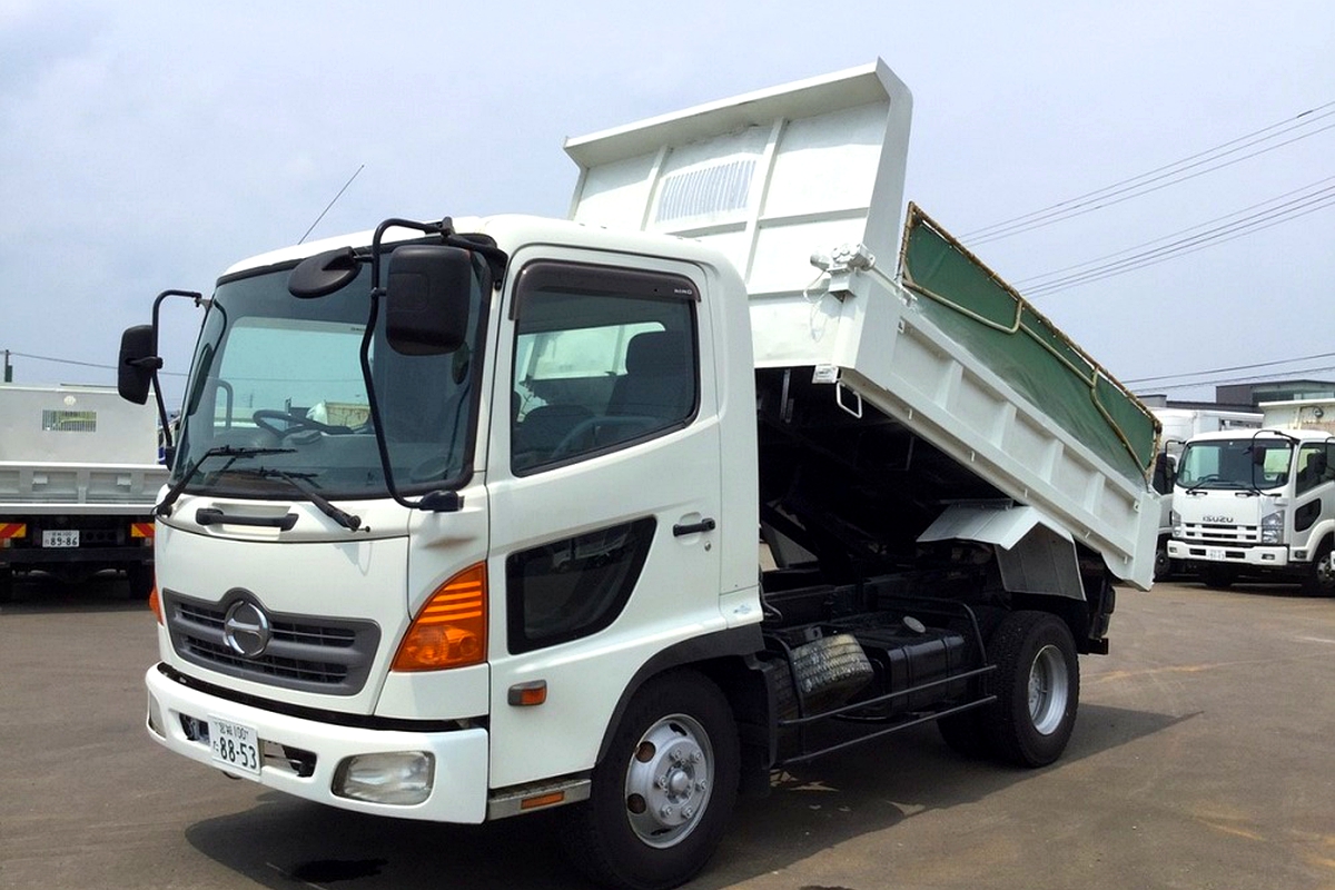 Stock supply shortage expected to limit truck sales in SA in 2021 Stock supply shortage expected to limit truck sales in SA in 2021