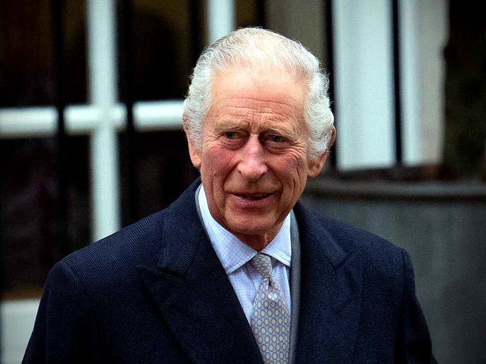 King Charles seen for first time since diagnosis