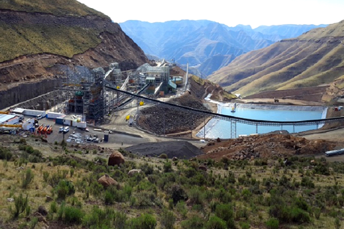 Mining contributes M5.1b to national budget Mining contributes M5.1b to national budget