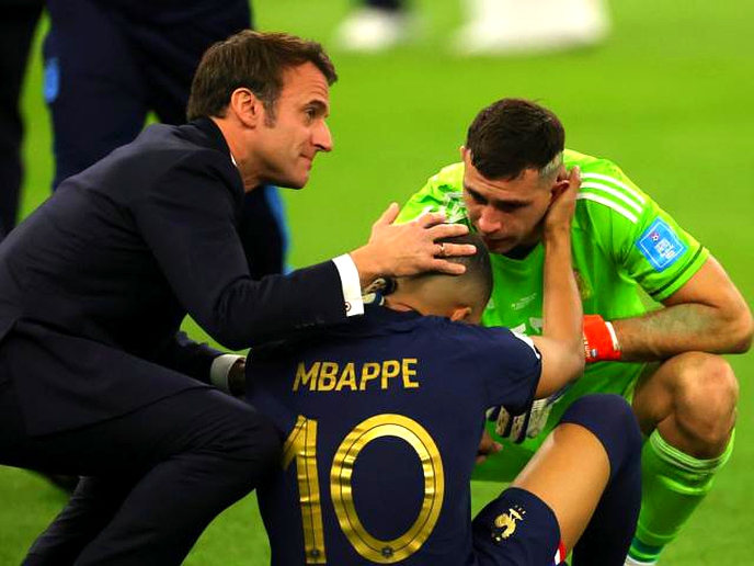 Argentina win World Cup after beating France in penalty shootout