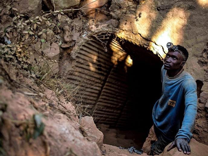 Zama-zamas killed in SA mine