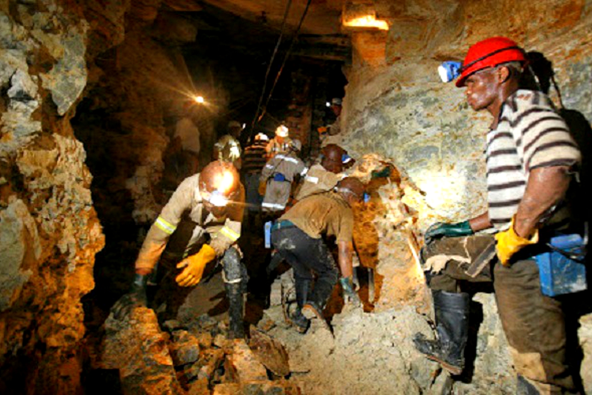 Ex miners cry foul over delayed compensations Ex miners cry foul over delayed compensations
