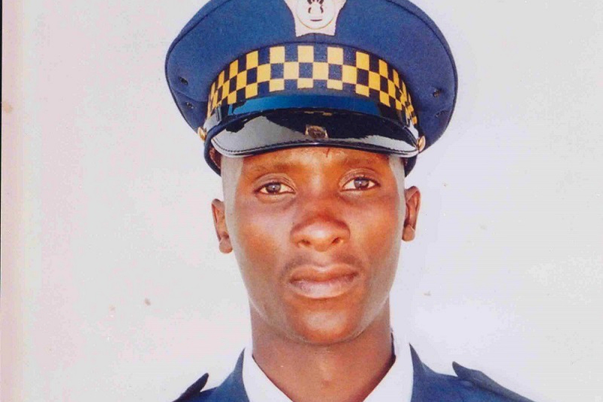 Witness claims Khetheng had strangling signs Witness claims Khetheng had strangling signs
