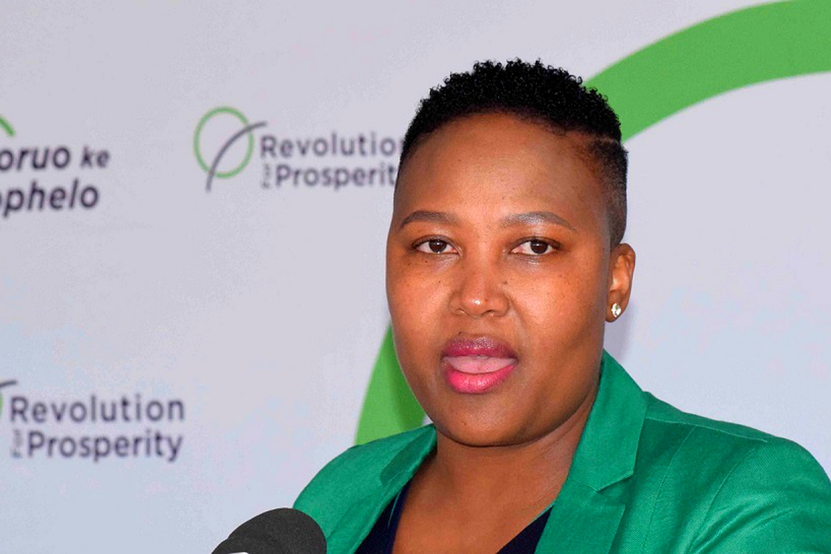 Govt steps up to rescue Lesotho citizens in Newcastle, SA Govt steps up to rescue Lesotho citizens in Newcastle, SA