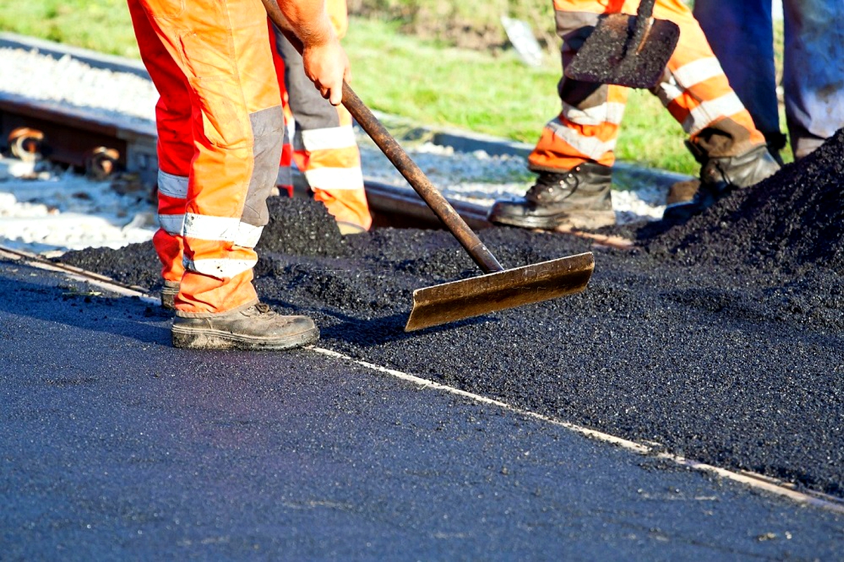 Job losses loom at Chinese road firm Job losses loom at Chinese road firm