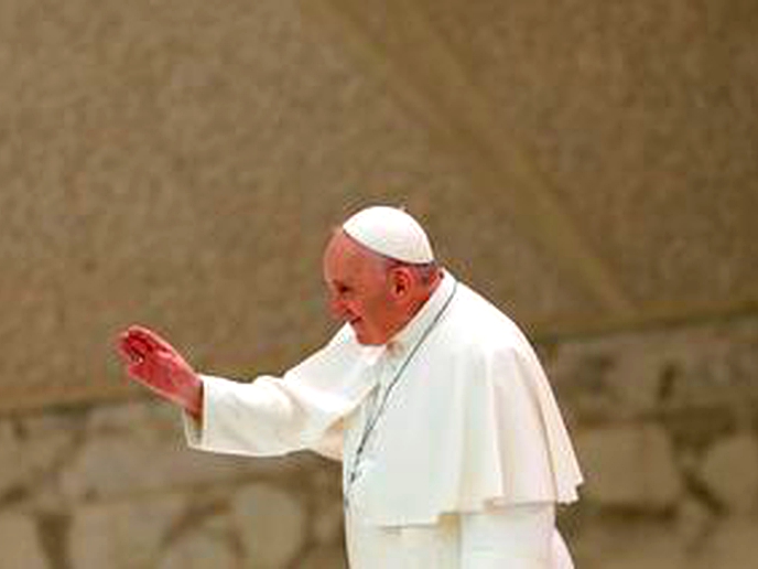 Pope says 'lady' COVID must be obeyed, forgoes mask
