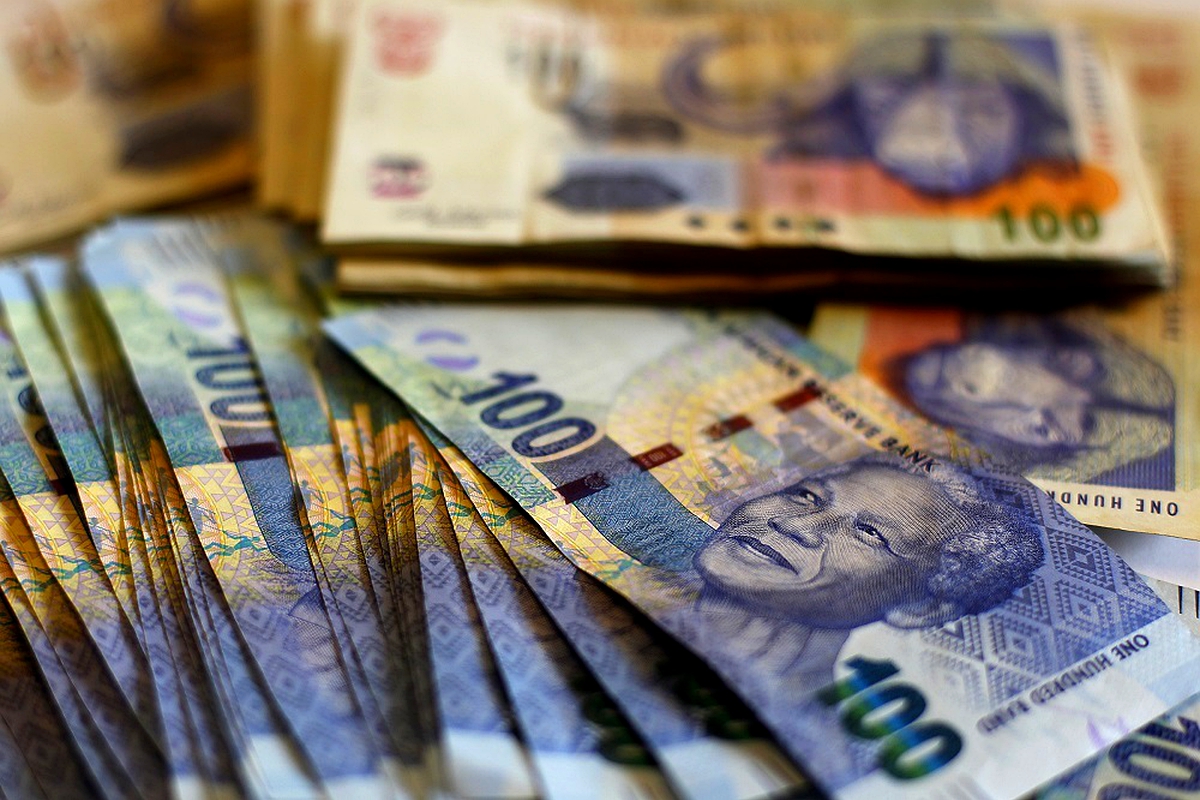 CBL moves to end ruckus over bleached SA bank notes CBL moves to end ruckus over bleached SA bank notes