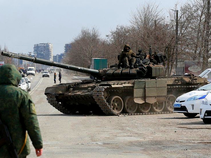 Russia trying to starve Mariupol into surrender – MP