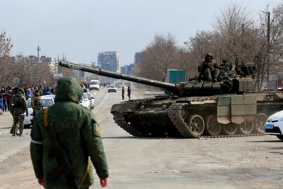 Russia trying to starve Mariupol into surrender – MP