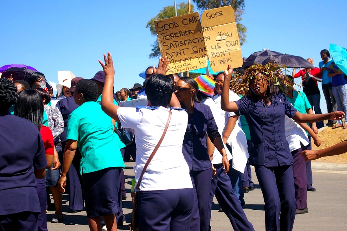 Workers unions invite minister in nurses salary fight Workers unions invite minister in nurses salary fight