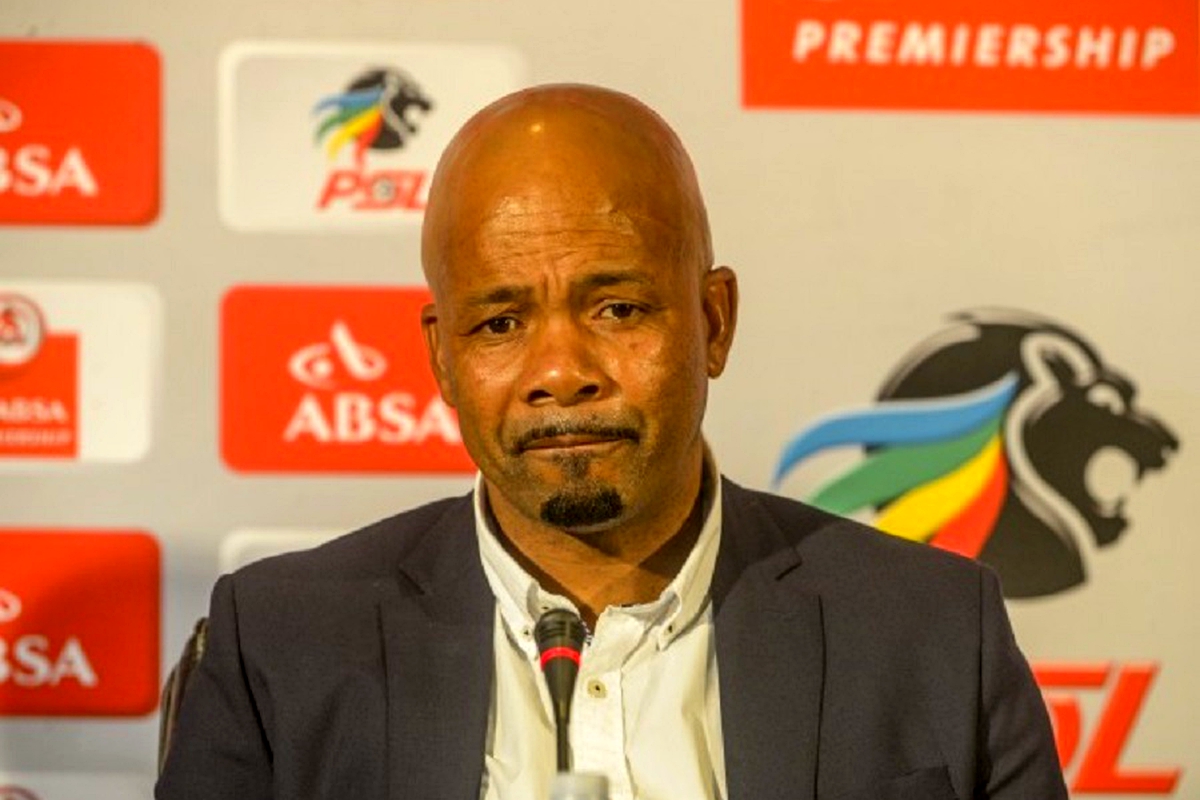 Linare announce departure of coach Moloi