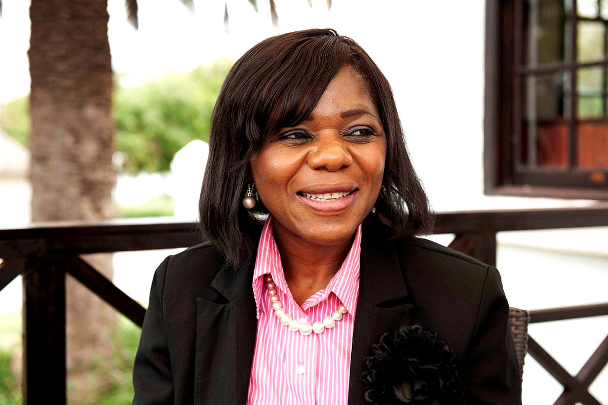 Madonsela apologises to Legal Aid SA over Mafe tweet