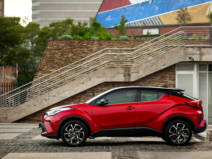 Toyota’s C-HR Cross-over gets a nip ‘n tuck