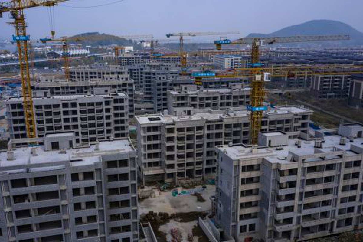 China seeks to stabilise property with loans, lower rates