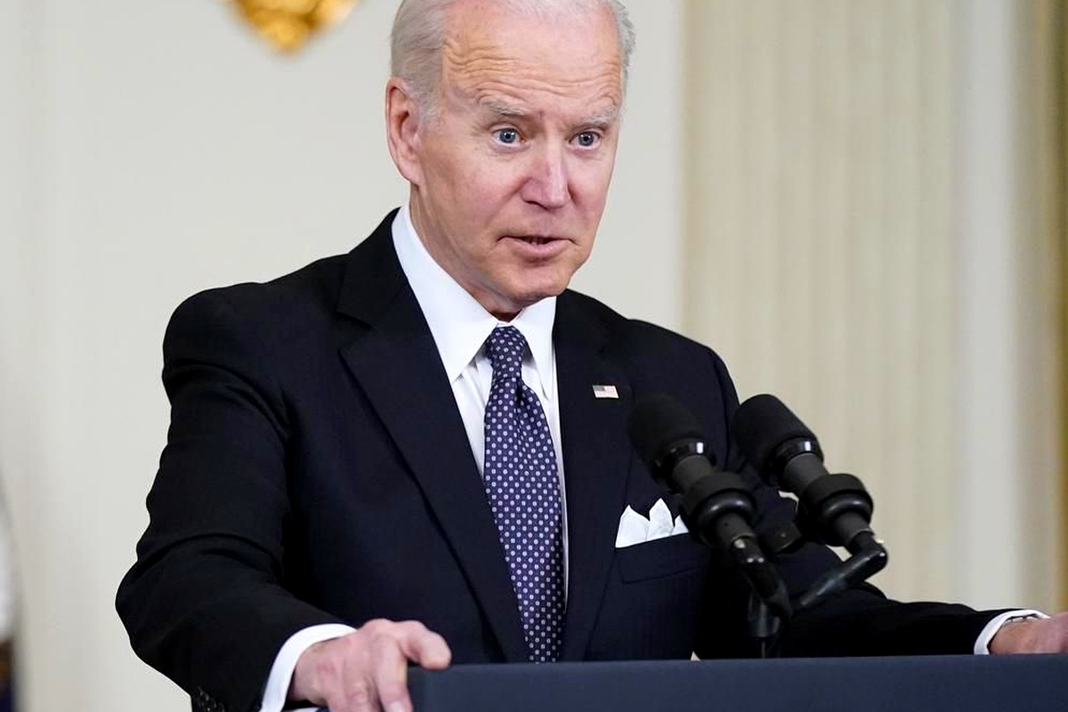 Biden calls Putin a war criminal