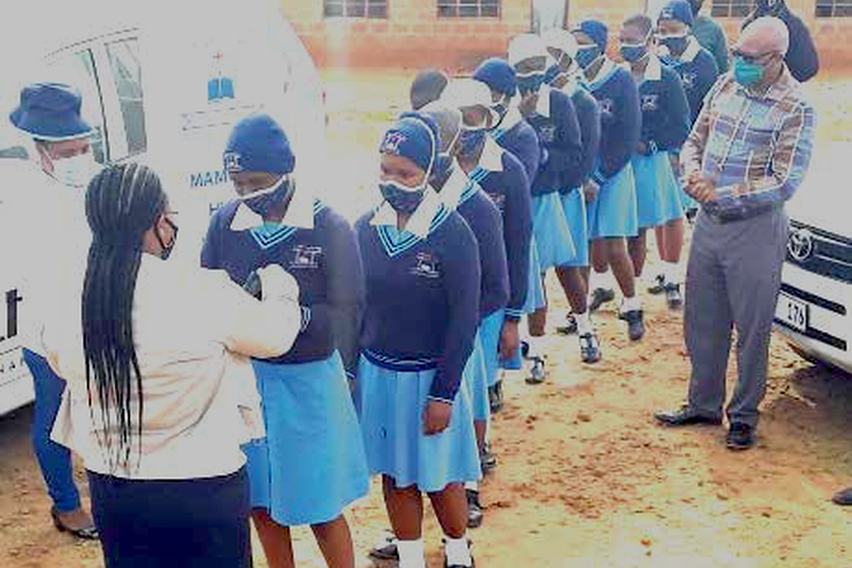 Lesana donates COVID-19 equipment to learners Lesana donates COVID-19 equipment to learners