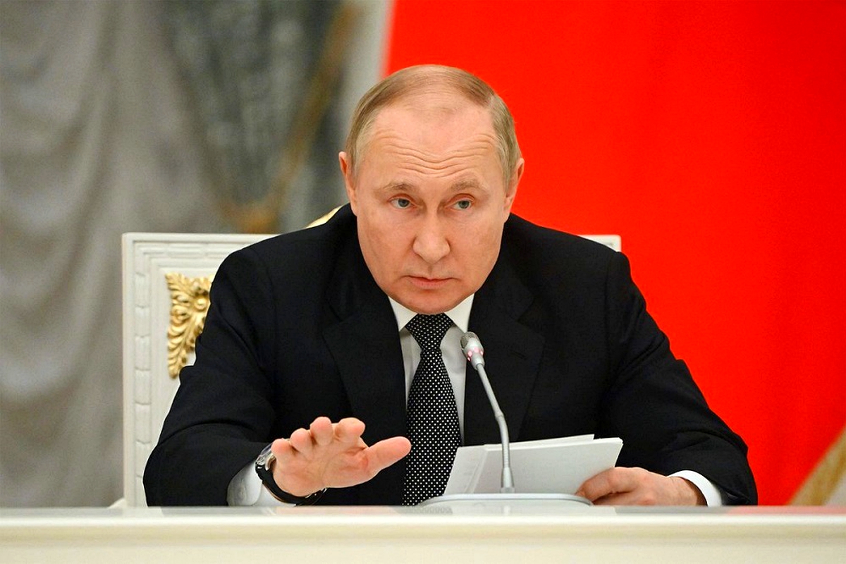 Putin warns over Western long-range weapons Putin warns over Western long-range weapons