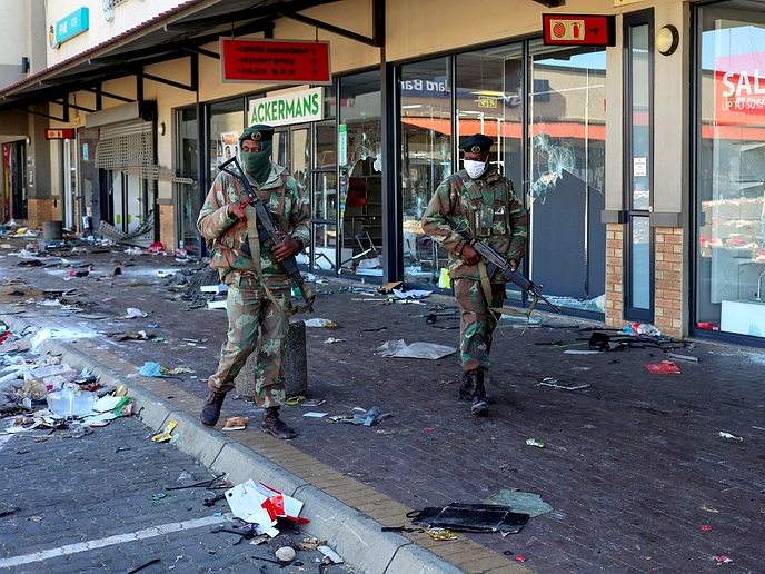 SA army leads clean-up efforts after looting