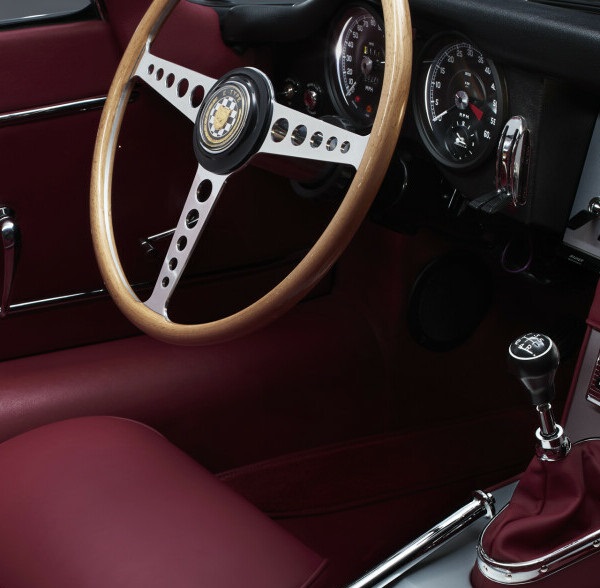 Jaguar Classic unveils tribute to first E-type race wins with the E-type ZP Collection Jaguar Classic unveils tribute to first E-type race wins with the E-type ZP Collection