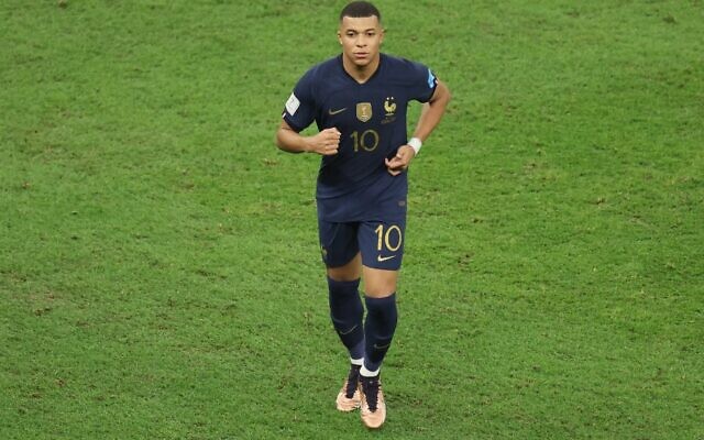 Argentina win World Cup after beating France in penalty shootout Argentina win World Cup after beating France in penalty shootout